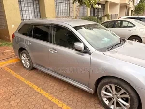 Subaru Legacy 2013 Silver