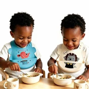 2-Pack Waterproof Silicone Baby Bibs - Food Grade Adjustable & Easy Clean