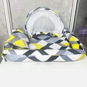 Quality Baby Co-sleeper Bed with Detachable Mosquito Net and Pillow